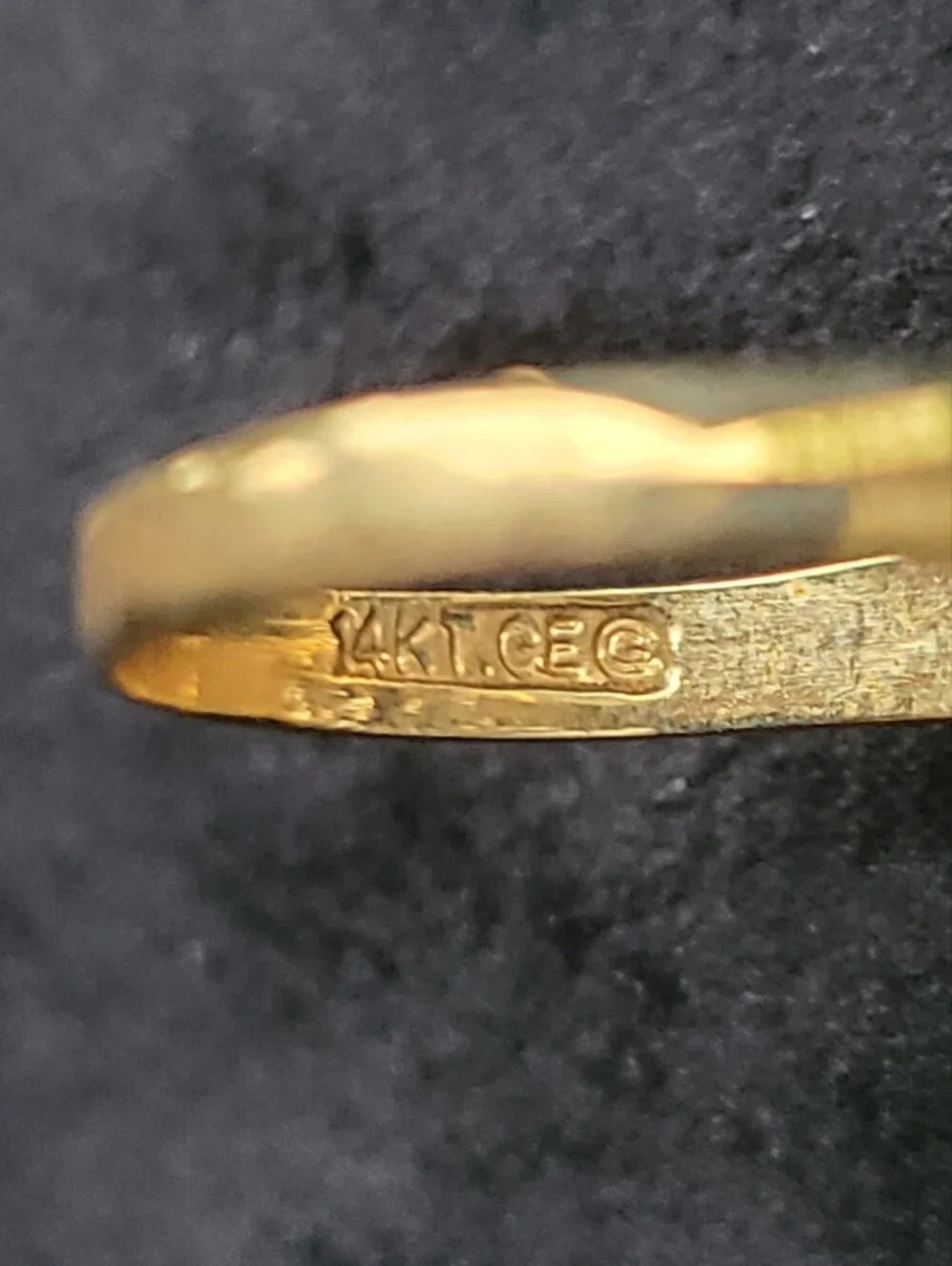 Vintage 14kt GE Ring